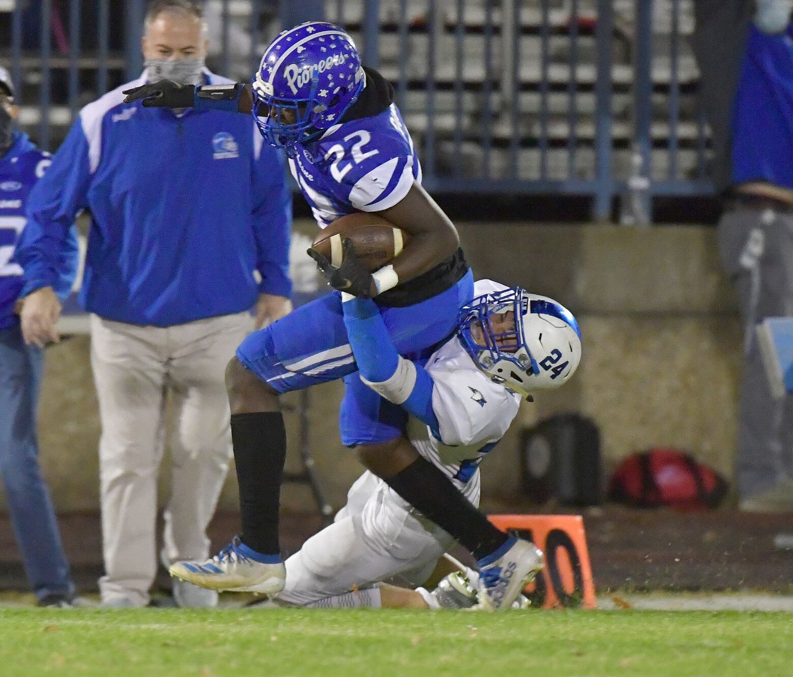 Duchesne vs Jefferson in a Class 2 state quarterfinal football game